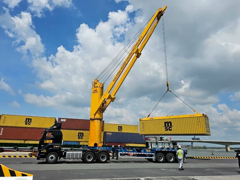 Logistics 'xanh': Hành trình còn nhiều thách thức