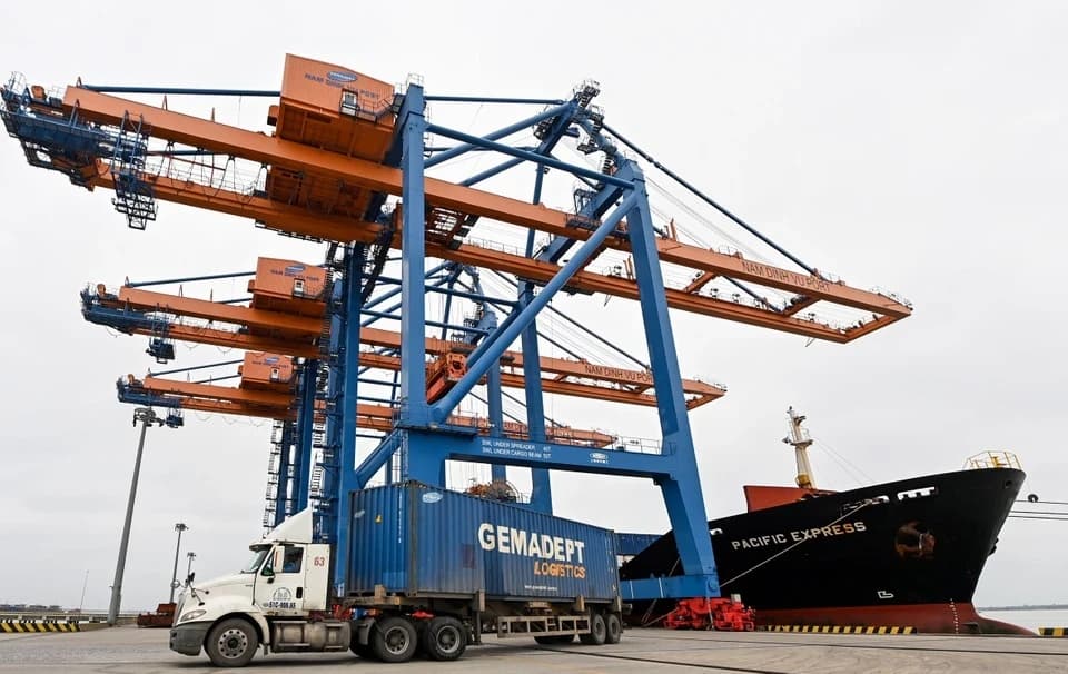 Xuất nhập khẩu lập kỷ lục trên 786 tỷ USD
