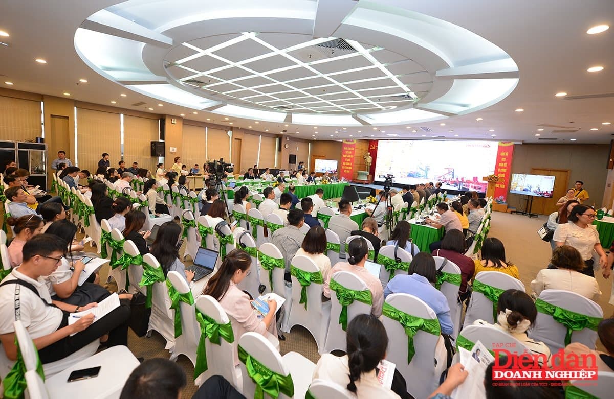 Diễn đàn Logistics xanh - Sức bật trong biến động và kết nối cùng FIATA World Congress 2025